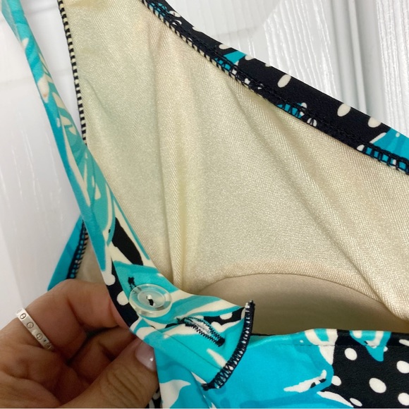 Maxine of Hollywood One-Piece Skirted Swimsuit in Blue Floral Print - Picture 4 of 10